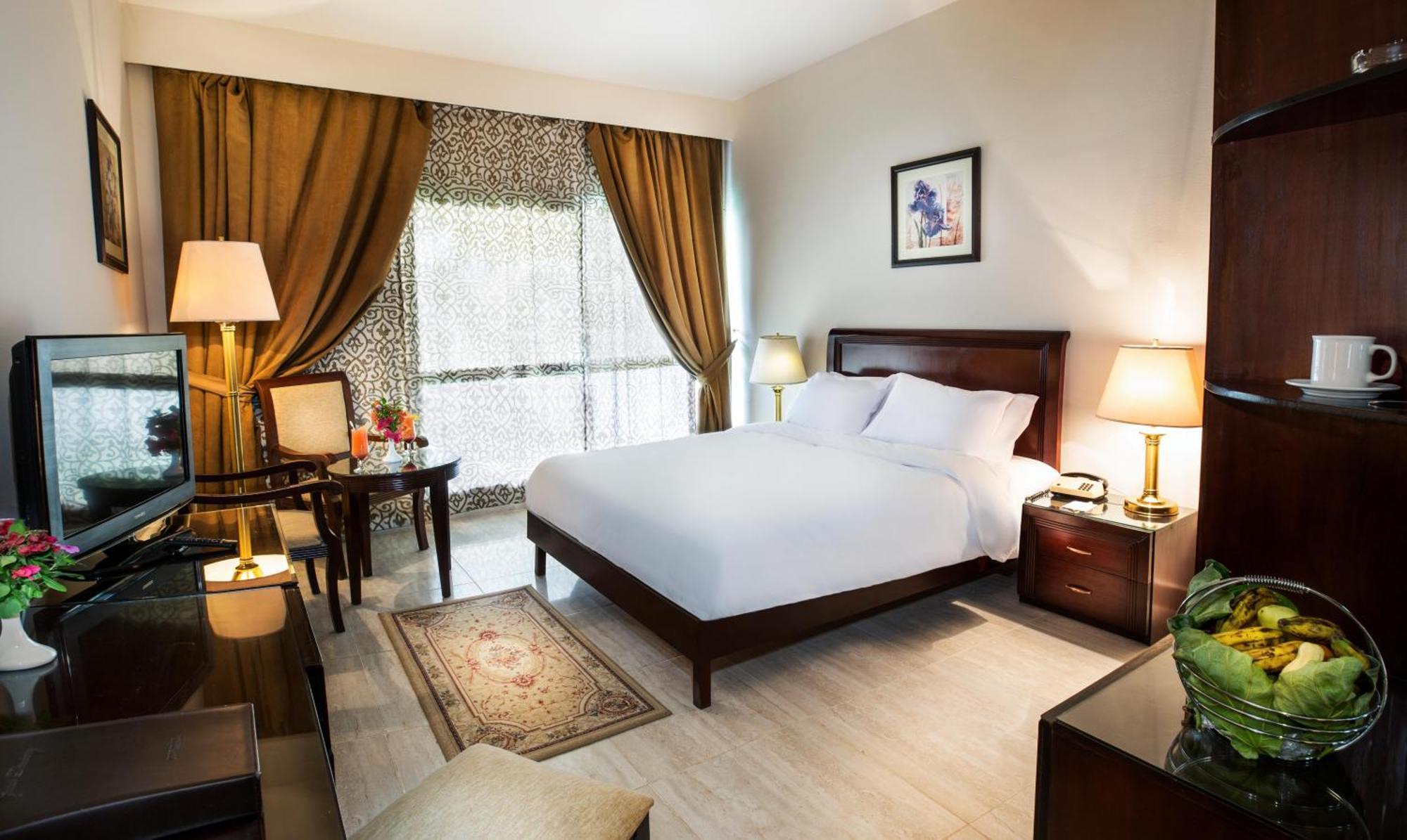 Pyramisa Hotel Luxor Eksteriør billede