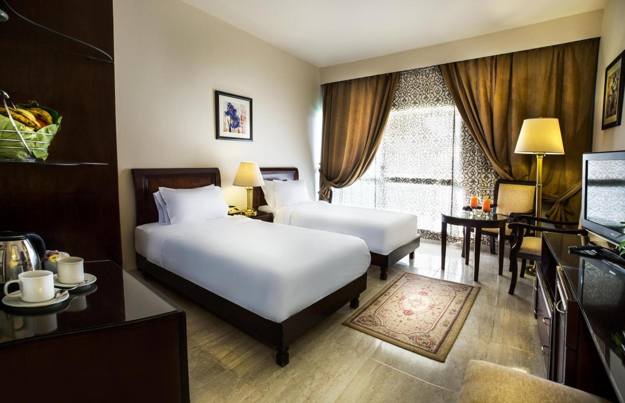 Pyramisa Hotel Luxor Eksteriør billede