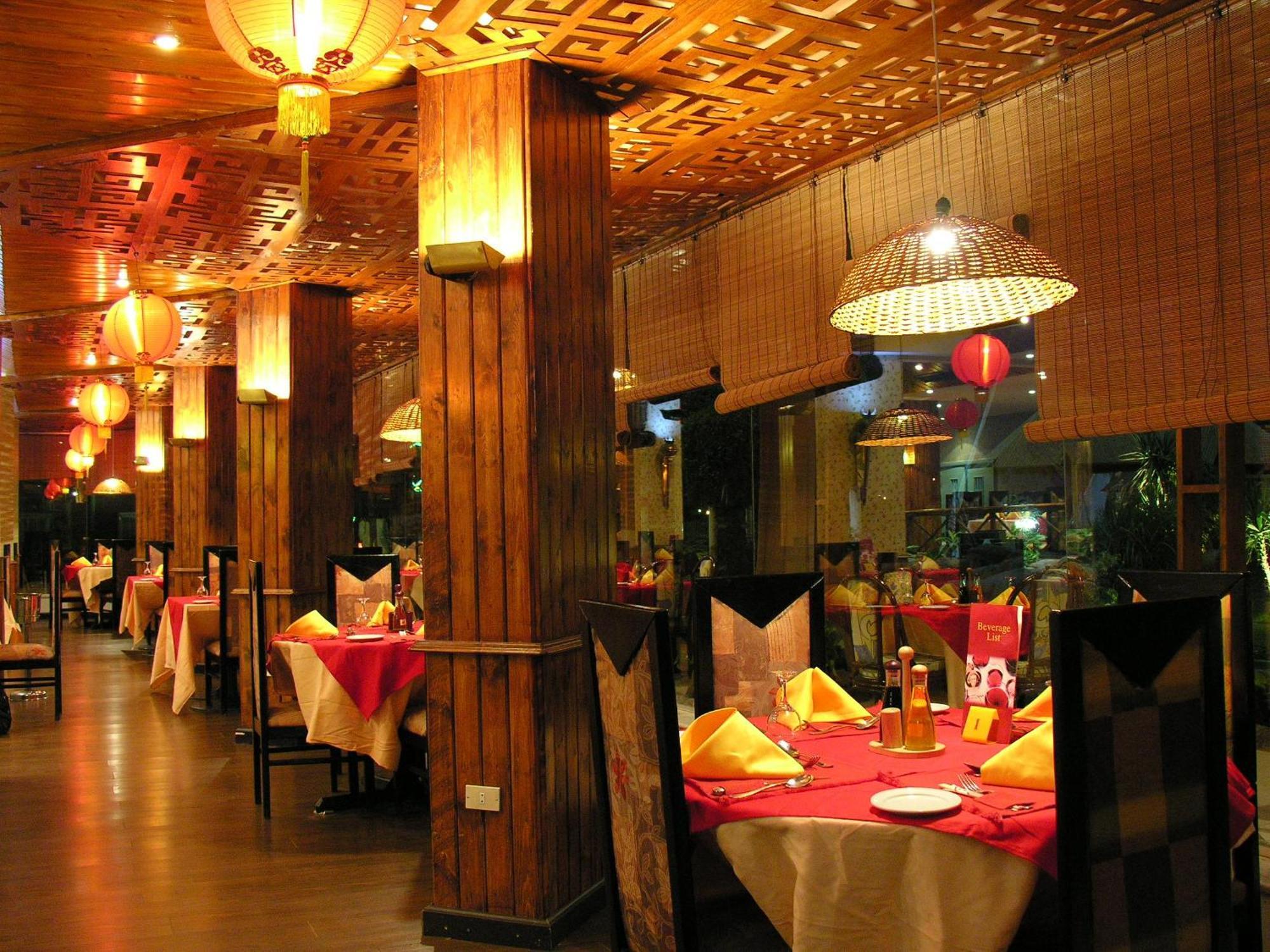 Pyramisa Hotel Luxor Eksteriør billede